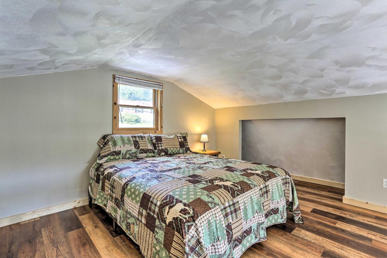Acre Lake Chalet, 12 Mi To Elk Mountain Ski Resort Kingsley Esterno foto